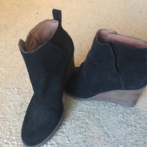 Lucky Brand Black Suede Wedged Booties